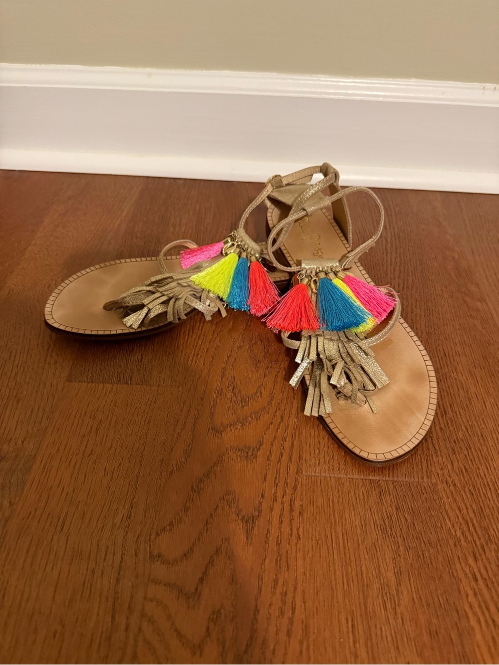 Lilly Pulitzer Gold Leather Tassel Fringe Ankle Strap Sandals Size 8M